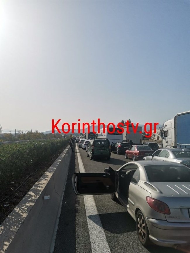 Μέγαρα: Τροχαίο στην Εθνική οδό Αθηνών-Κορίνθου με δύο νεκρούς - Ηλικιωμένη μπήκε ανάποδα με το IX της