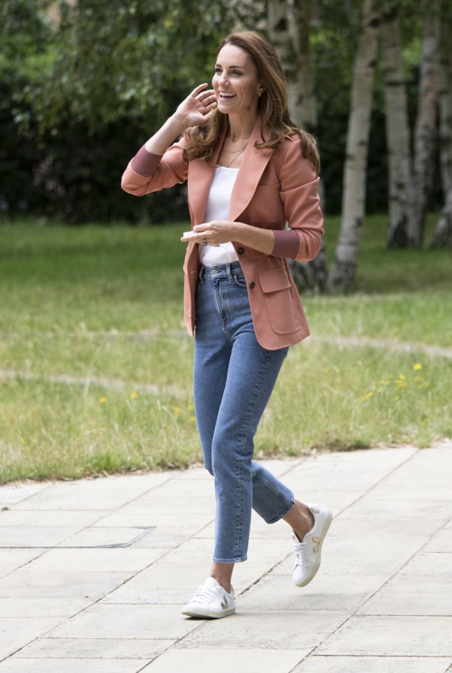 KATE MIDDLETON