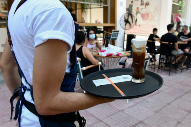 Μεγάλος εργοδότης ο τουρισμός, παρά τις ελλείψεις