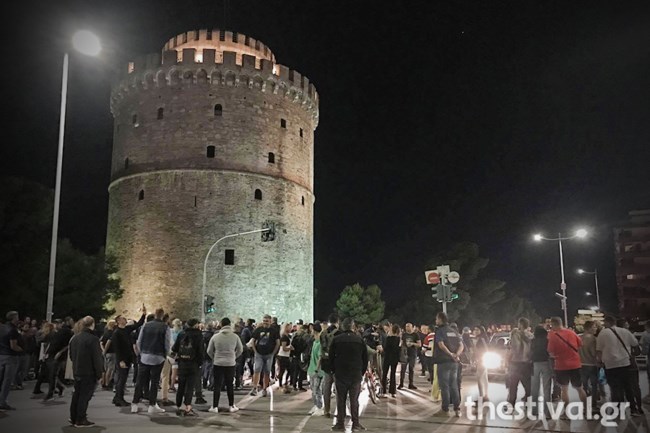 Εποχές "Παπαθεμελή" στη Θεσσαλονίκη: Πρώτη συγκέντρωση καταστηματαρχών - Ζητούν διεύρυνση ωραρίου [Εικόνες-Βίντεο]