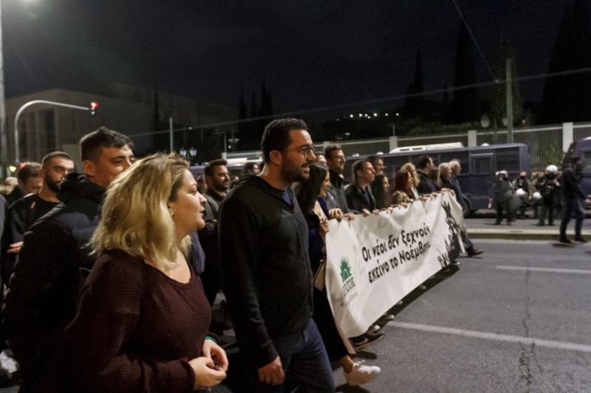 Το ΠΑΣΟΚ ξανά στην πορεία του Πολυτεχνείου: "Φάρος για τους σύγχρονους αγώνες μας", λέει ο Σπυρόπουλος [εικόνες]