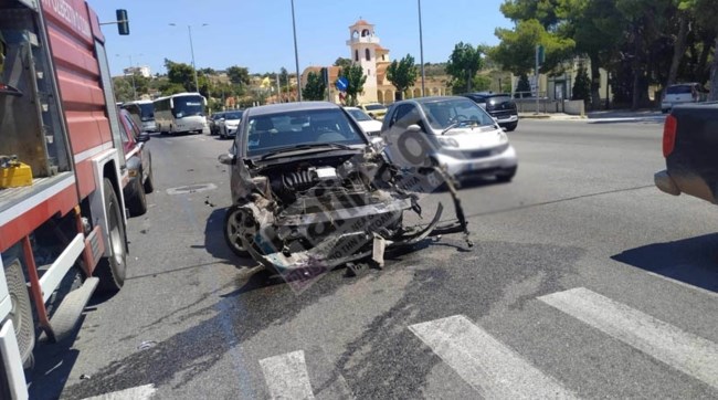 Τραγωδία στη Ραφήνα: Ενας νεκρός και ένας σοβαρά τραυματίας στο τρομακτικό τροχαίο στη  Λ. Μαραθώνος