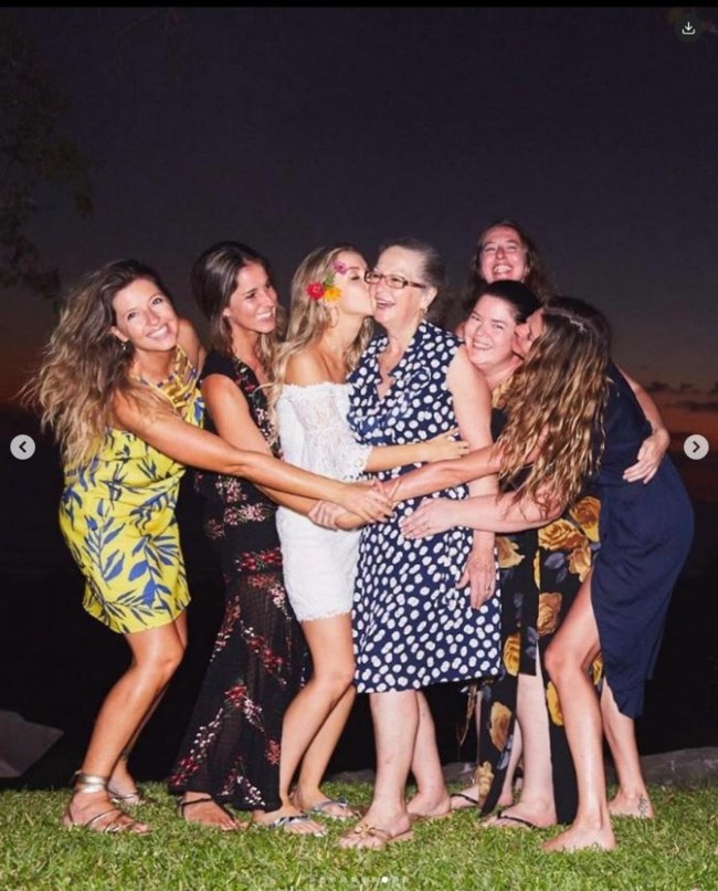 ΖΙΖΕΛ ΜΗΤΕΡΑ