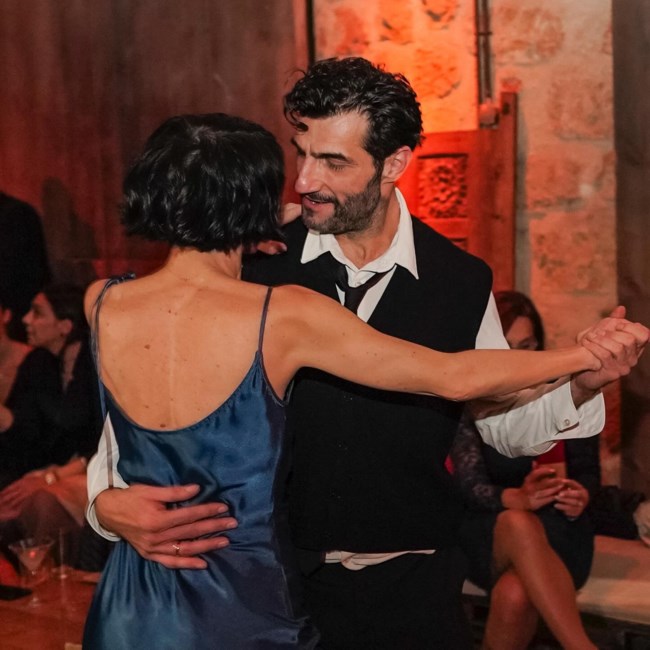 Έλενα Τοπαλίδου: Νέες αδημοσίευτες φωτογραφίες από τον γάμο με τον Νίκο Κουρή - "Σε θέλω"