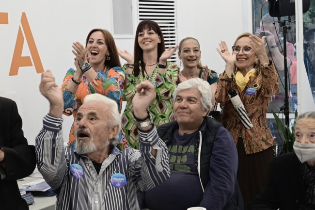 ΠΑΝΗΓΥΡΙΣΜΟΙ EXIT POLL