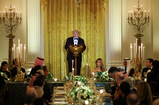 δειπνο τραμπ