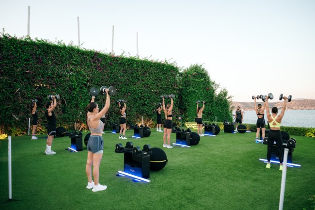 Η Technogym παρουσίασε τα νέα Technogym Connected Dumbbells με ένα Exclusive Sunset Master Class με τον Κωνσταντίνο Βασάλο
