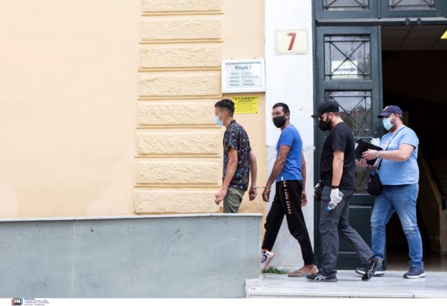 Αγία Μαρίνα: Αυτοί είναι οι δύο Πακιστανοί που θα δικαστούν για τη σεξουαλική επίθεση στην 26χρονη [Εικόνες]