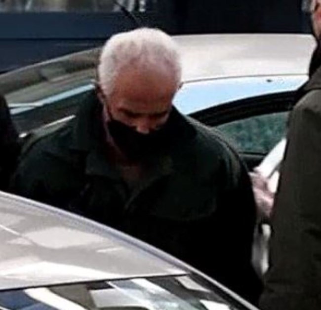 Σοκ: Ο μητροκτόνος στα Γρεβενά είχε σκοτώσει και τη γιαγιά του -"Την έπνιξα γιατί έκαψε το φαΐ"