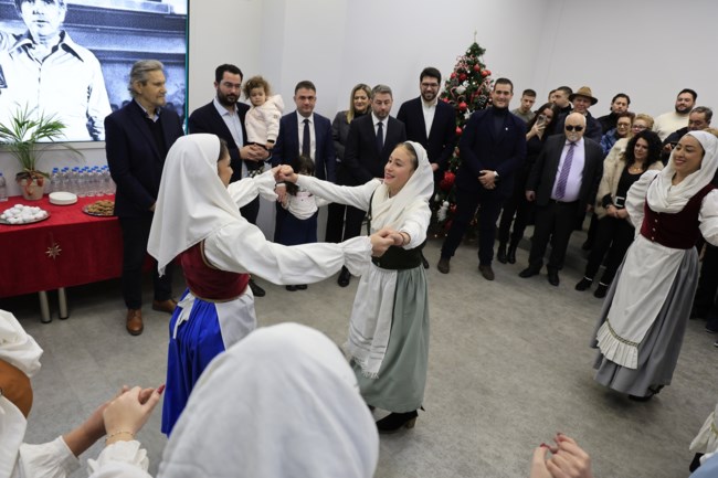 Πρωτοχρονιάτικα κάλαντα στον Ανδρουλάκη - "Το 2026 να είναι χρονιά ευημερίας για όλο τον ελληνικό λαό" [εικόνες]