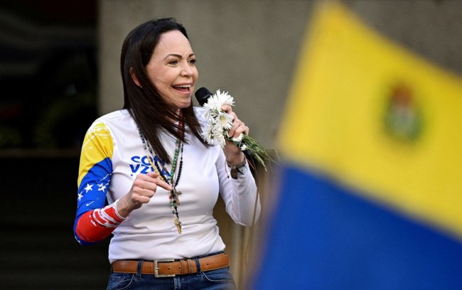 ΜΑΡΙΑ ΚΟΡΙΝΑ ΜΑΤΣΑΔΟ ΝΙΚΗΤΡΙΑ ΒΡΑΒΕΙΟ ΝΟΜΠΕΛ ΕΙΡΗΝΗΣ