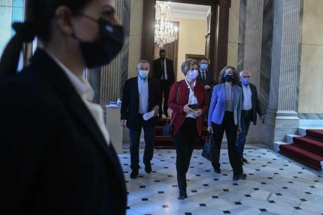 Ηχηρό μήνυμα Σακελλαροπούλου για το Πολυτεχνείο: Οι πολιτικές δυνάμεις να επιδείξουν πνεύμα συνεννόησης