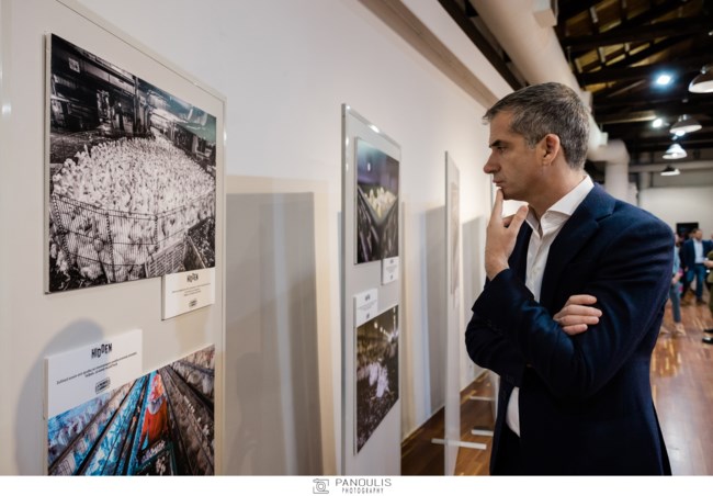 Η έκθεση "Hidden" της ΜΚΟ Α Promise to Animals της Εριέττας Κούρκουλου - Λάτση: Γροθιά στο στομάχι για την κακοποίηση των ζώων