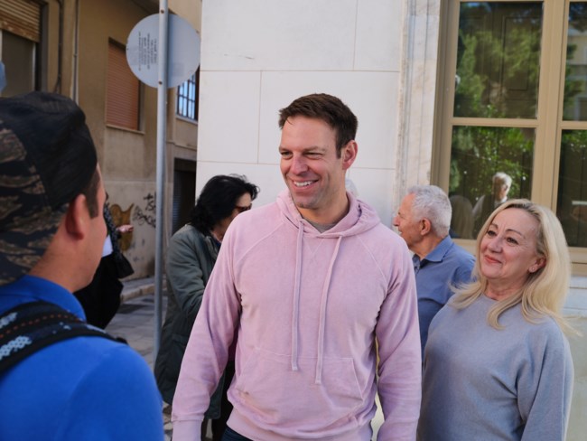 Από Κύθνο και Σύρο ξεκίνησε η περιοδεία Κασσελάκη στα 29 νησιά: "Δεν υπάρχουν για μας ξεχασμένοι, παραγκωνισμένοι Έλληνες"