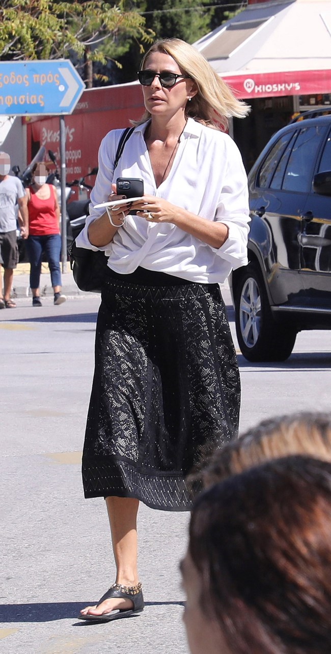 Τζένη Μπαλατσινού