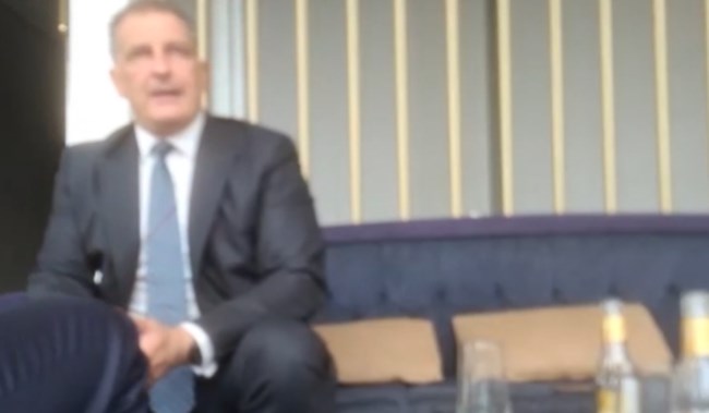 Ανάλυση Δρουσιώτη: Ποια χώρα είναι πίσω από το βίντεο με τις μίζες για τον Κύπριο Πρόεδρο και γιατί εκβιάζει