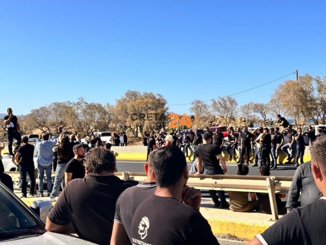 Κρήτη: Για ακόμη μια ημέρα στα μπλόκα του ΒΟΑΚ οι αγροτοκτηνοτρόφοι [εικόνες - βίντεο]