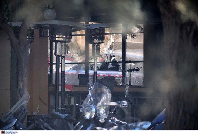 Φωτιά σε μπαρ στο Παγκράτι