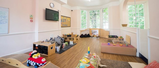 ΛΟΝΔΙΝΟ ΒΡΕΦΟΝΗΠΙΑΚΟΣ ΣΤΑΘΜΟΣ