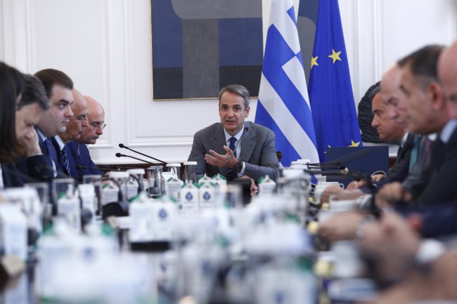Μητσοτάκης στο υπουργικό συμβούλιο για τις φωτιές: Ευχαριστώ όλα τα στελέχη της πρώτης γραμμής, τα δύσκολα είναι μπροστά μας