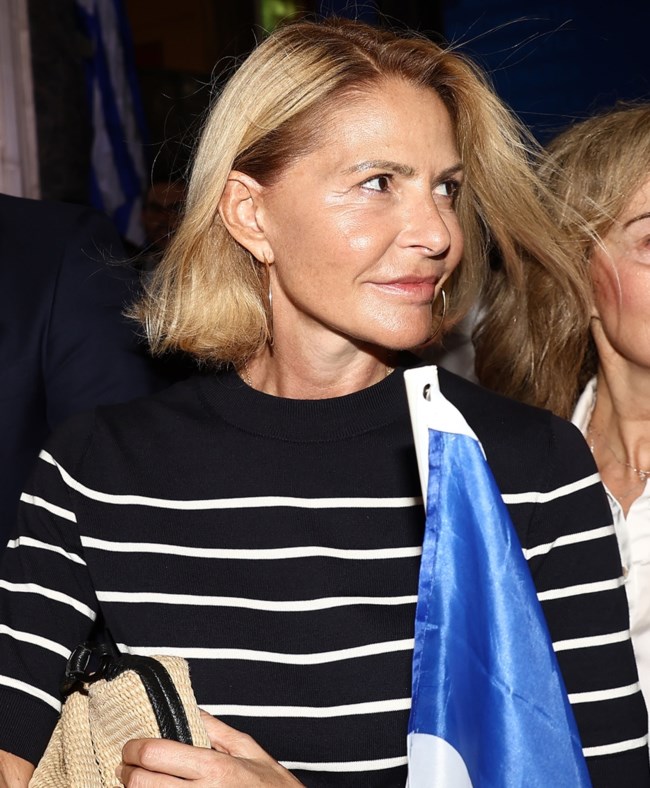 Τζένη Μπαλατσινού