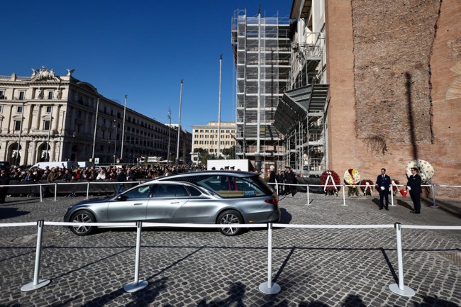 ΚΗΔΕΙΑ ΒΑΛΕΝΤΙΝΟ