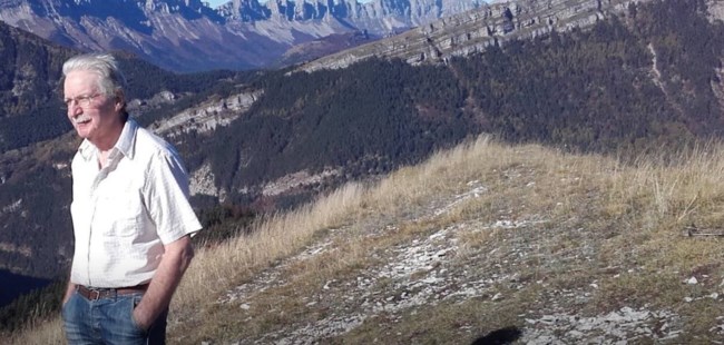 ΓΑΛΛΟΣ ΣΥΝΤΑΞΙΟΥΧΟΣ ΕΚΠΑΙΔΕΥΤΙΚΟΣ ΚΑΤΗΓΟΡΕΙΤΑΙ ΓΙΑ 89 ΒΙΑΣΜΟΥΣ ΑΝΗΛΙΚΩΝ