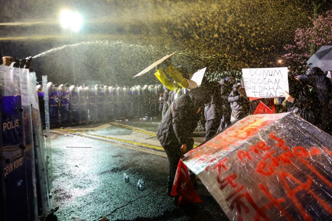 Ο Ερντογάν τα ρίχνει στην αντιπολίτευση: Στελέχη σας έδωσαν τις πληροφορίες για τη "διαφθορά" του Ιμάμογλου