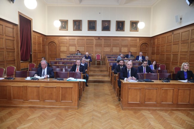 Εξεταστική ΟΠΕΠΕΚΕ: Σάλος μετά την κατάθεση Βάρρα - Τι απαντούν Βορίδης και Neuropublic