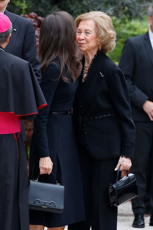LETIZIA
