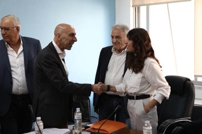 Επιτροπή για Debate