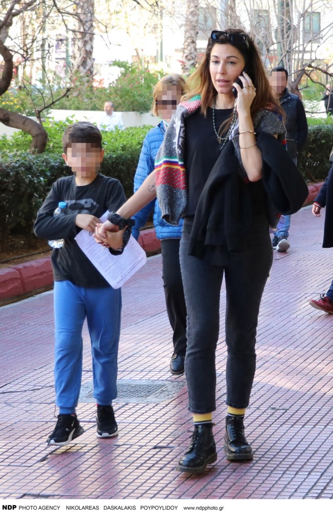 Παπουτσάκη