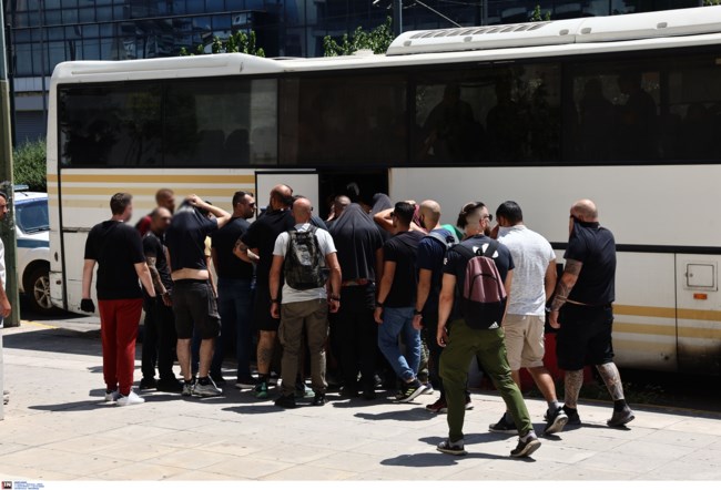 Σπείρα εκβιαστών: Προφυλακίστηκε ο αρχηγός της συμμορίας "Αρκούδος" - Στη φυλακή και τρεις χούλιγκαν του Παναθηναϊκού