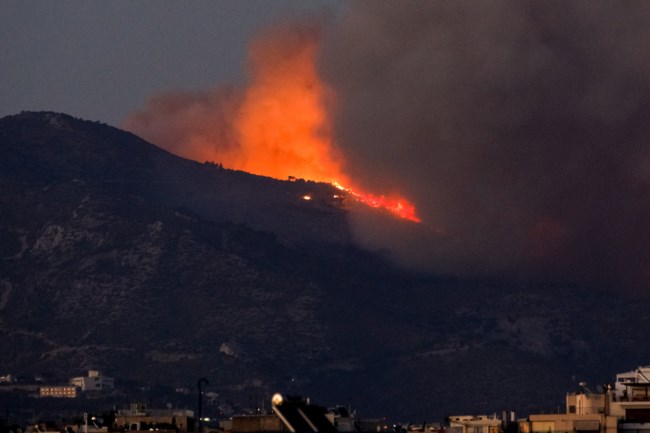 Φωτιά στην Πεντέλη