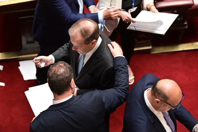 Προανακριτική για Καραμανλή: Τα μυστήρια της ψηφοφορίας στη Βουλή και οι υποψίες για δύο "γαλάζιες" διαρροές
