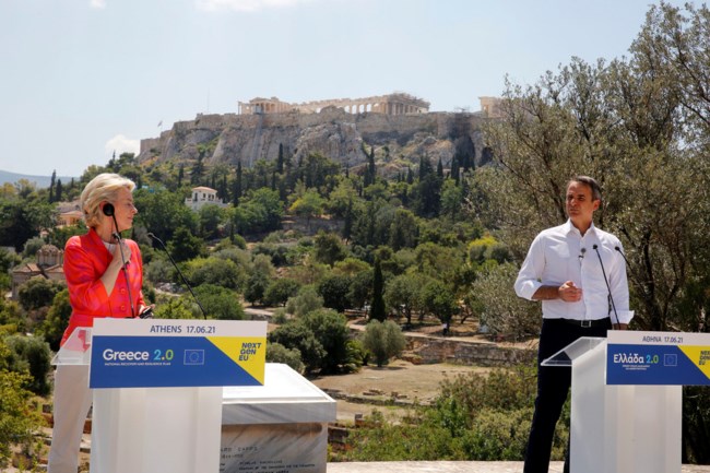 ΜΗΤΣΟΤΑΚΗΣ ΦΟΝ ΝΤΕΡ ΛΑΙΕΝ
