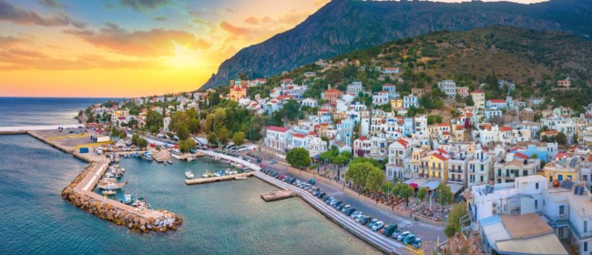 Το "χαρισματικό" ελληνικό νησί που βρίσκεται στους 50 κορυφαίους προορισμούς παγκοσμίως για το 2024