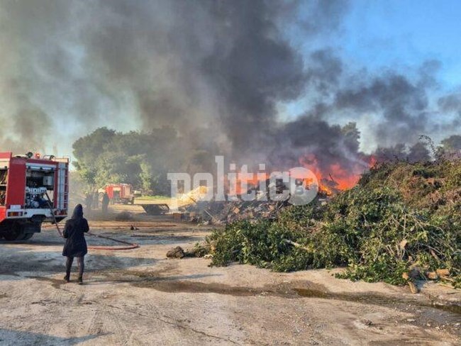 Θεσσαλονίκη: Φωτιά σε απορρίμματα στη Μίκρα [εικόνες - βίντεο]