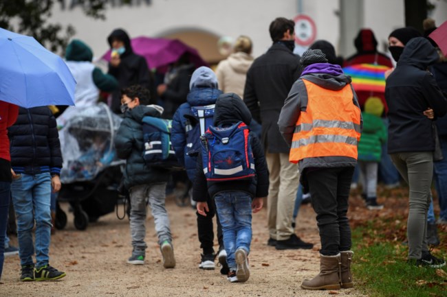 Κορονοϊός: Η Μέρκελ θα προτείνει κλείσιμο όλων των εστιατορίων και μπαρ, γράφει η Bild