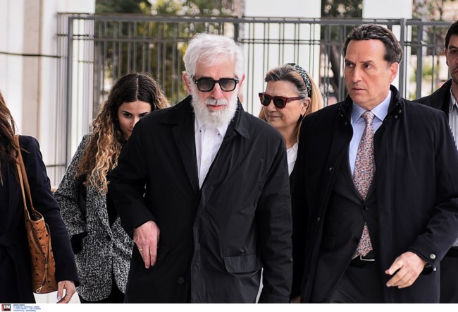 Δίκη Φιλιππίδη: Δύο δημοσιογράφοι κατέθεσαν υπέρ του - "Ποιος μου λέει ότι κάποια από αυτές τις γυναίκες δεν επεδίωξε κάτι;"