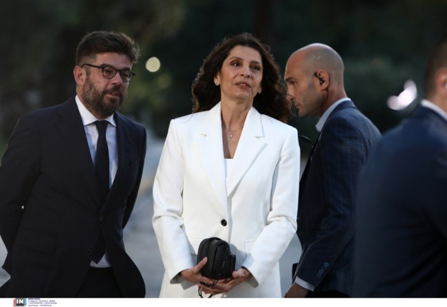 πόπη τσαπανιδου