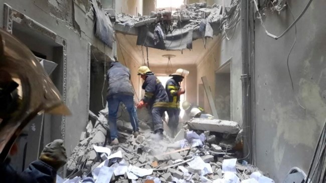 Ο Πούτιν επιτίθεται ανελέητα στο Χάρκοβο - Δεκάδες νεκροί, τραυματίες και εικόνες απόλυτης καταστροφής