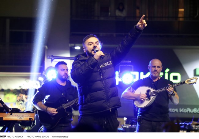 Απίστευτο: Οι μαθητές στην Ξάνθη δεν θα πάνε σχολείο την Παρασκευή για να ακούσουν... Τριαντάφυλλο