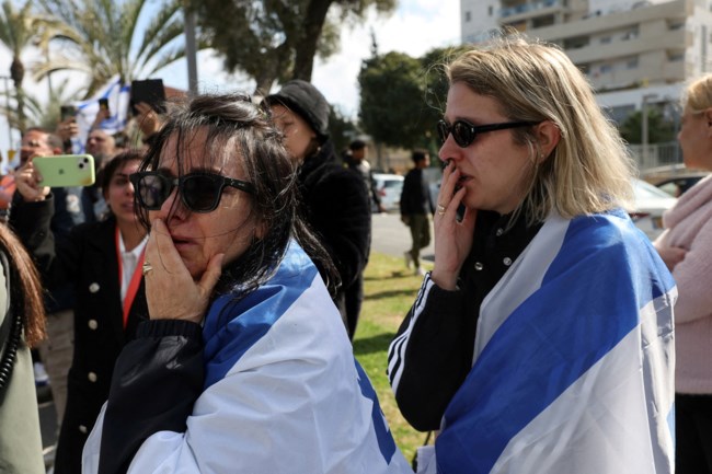 Ισραήλ: Ενός λεπτού σιγή στη μνήμη των τεσσάρων ομήρων που παραδόθηκαν νεκροί - Εκδίκηση ορκίστηκε ο Νετανιάχου