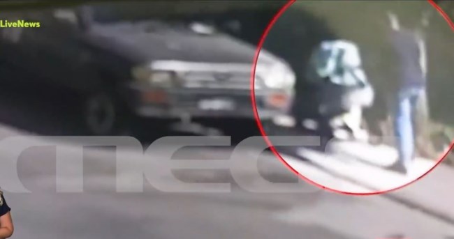 ΚΑΜΙΝΙΑ ΑΡΠΑΓΗ ΒΡΕΦΟΥΣ