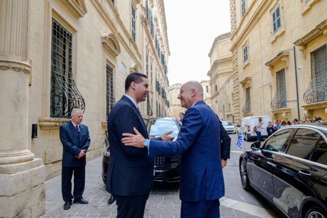 Δένδιας από Μάλτα: Η Ελλάδα αντιμετωπίζει μια άνευ προηγουμένου εχθρική ρητορική από την Τουρκία
