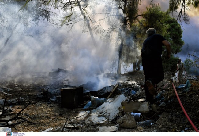 Σε εξέλιξη η φωτιά στην Κορινθία - Εκκενώθηκε το χωριό Ρυτό - Πύρινα μέτωπα σε Επίδαυρο, Εύβοια και Χαλκιδική [Εικόνες - Βίντεο]