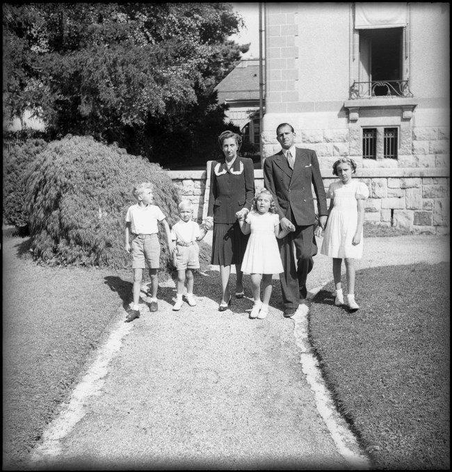 ΧΟΥΑΝ ΚΑΡΛΟΣ ΓΟΝΕΙΣ