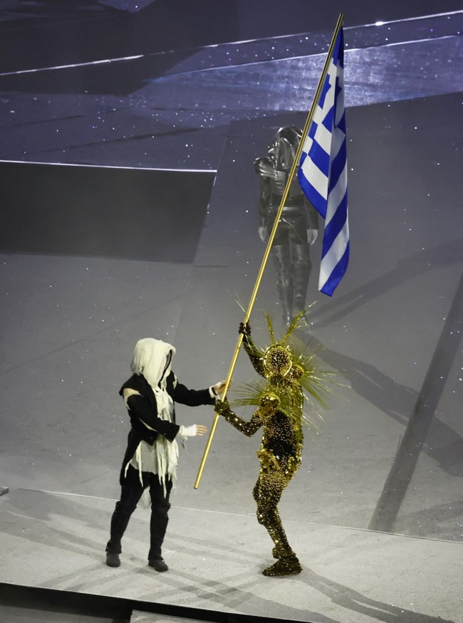 Ολυμπιακοί Αγώνες 2024: Η ελληνική σημαία και η Νίκη της Σαμοθράκης στην... | Αθλητικά Ειδήσεις