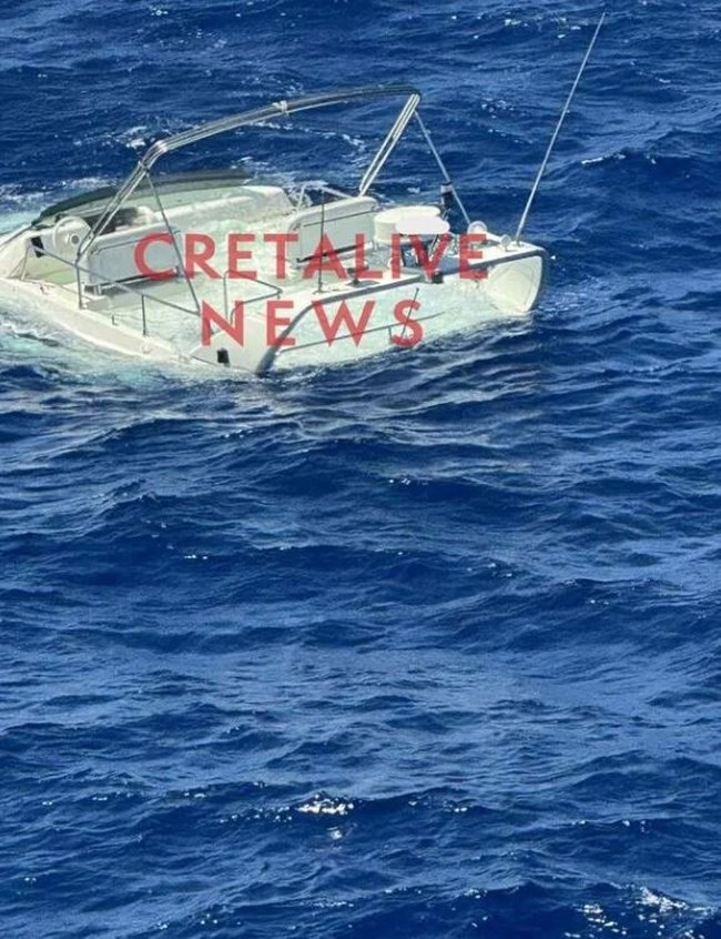 σκαφος σαντορινη